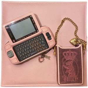 Juicy Couture Sidekick Bundle